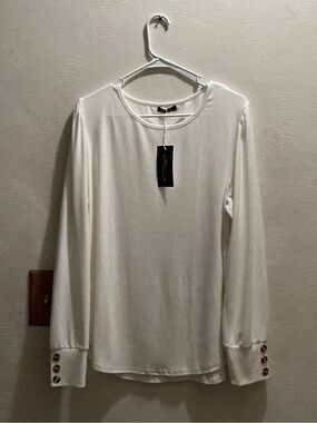 NWT Ofeefan Women’s Knit, Long Balloon Sleeves, White Crewneck Top. Size XL.